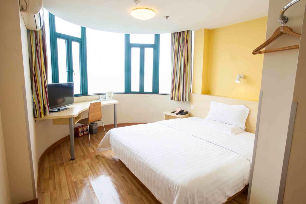 7Days Inn Foshan Dongfang Square Walmart Szoba fotó